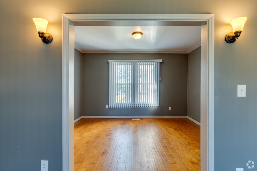 1197 Virginia Park St, Detroit, MI à vendre - Photo intérieure – Image 3 sur 29