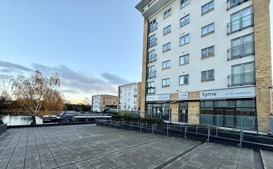 9 Higham Mews, Northolt à vendre - Photo principale – Image 1 sur 1