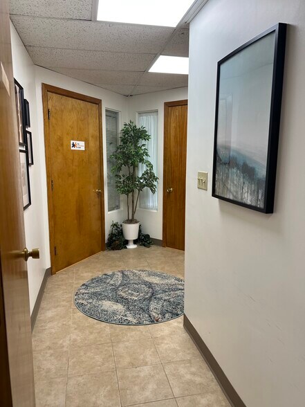 345 Boston Post Rd, Sudbury, MA à vendre - Photo de l’immeuble – Image 3 sur 4