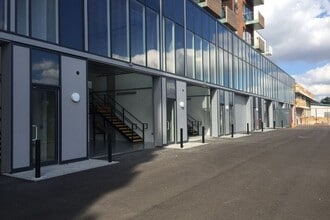 Fittleton Gdns, Londres à louer Photo de l’immeuble– Image 1 sur 5