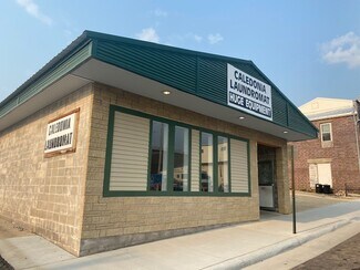Plus de détails pour 118 Grove St, Caledonia, MN - Local commercial à vendre