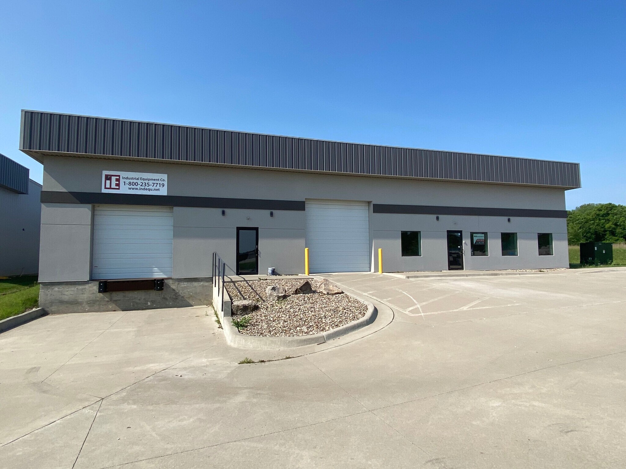 10907 Industrial Cir, Peculiar, MO à louer Photo principale– Image 1 sur 2