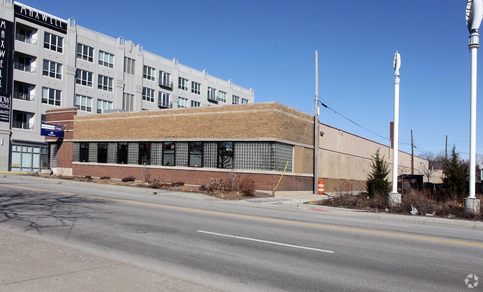 600 E Ohio St, Indianapolis, IN à louer - Photo de l’immeuble – Image 3 sur 9