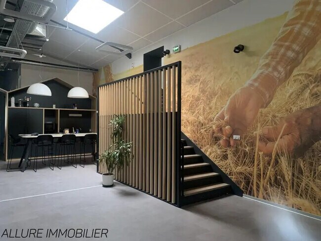 Plus de détails pour Bureau à louer