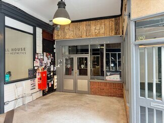 Plus de détails pour Fore St, Exeter - Local commercial à louer