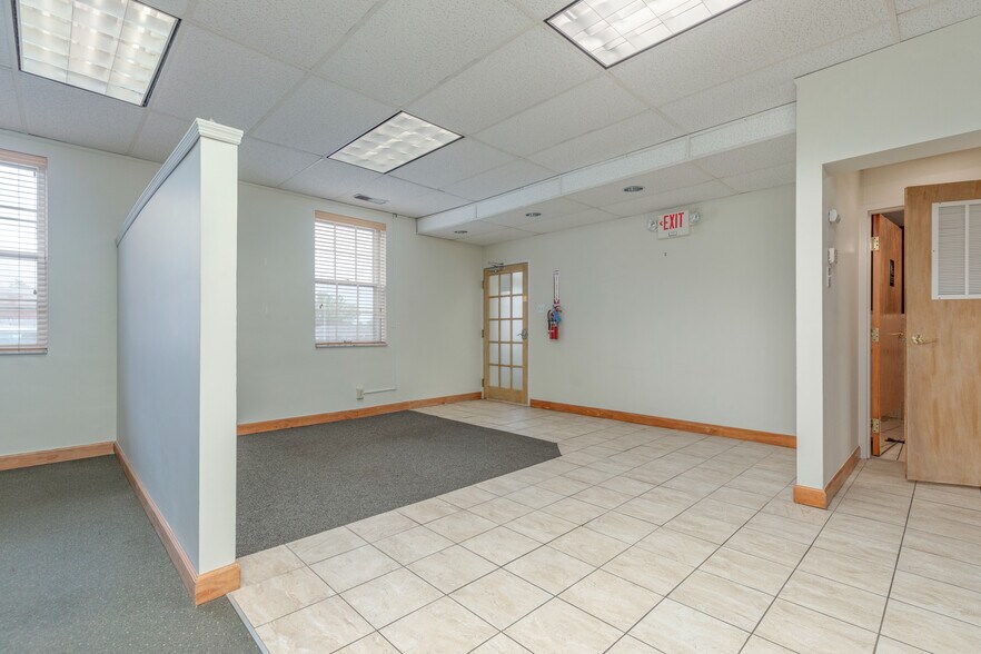 3270 Hampton Ave, Saint Louis, MO à louer - Photo de l’immeuble – Image 3 sur 13
