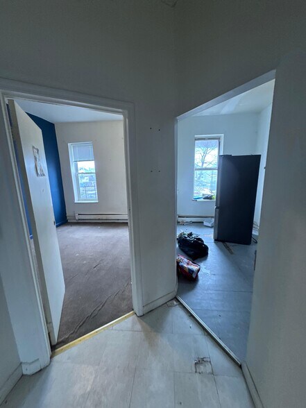 1419 Saint Marks Ave, Brooklyn, NY à vendre - Photo de l’immeuble – Image 2 sur 15