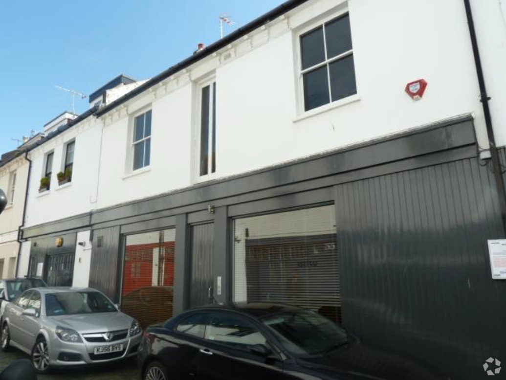 16 Wilbury Grove, Hove à louer Photo principale– Image 1 sur 8