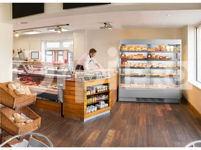 Local commercial dans Lunel à louer - Photo de l’immeuble – Image 3 sur 4
