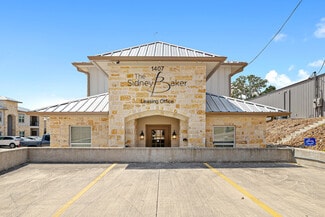 Plus de détails pour 1407 Sidney Baker St, Kerrville, TX - Logement à vendre