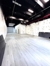 2261-2299 NE 164th St, Aventura, FL à louer Photo intérieure– Image 1 sur 7