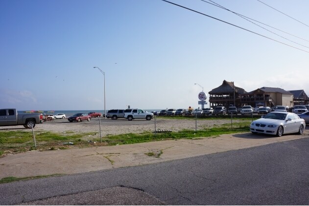 3128 Seawall Blvd, Galveston, TX à vendre - Photo de l’immeuble – Image 2 sur 15