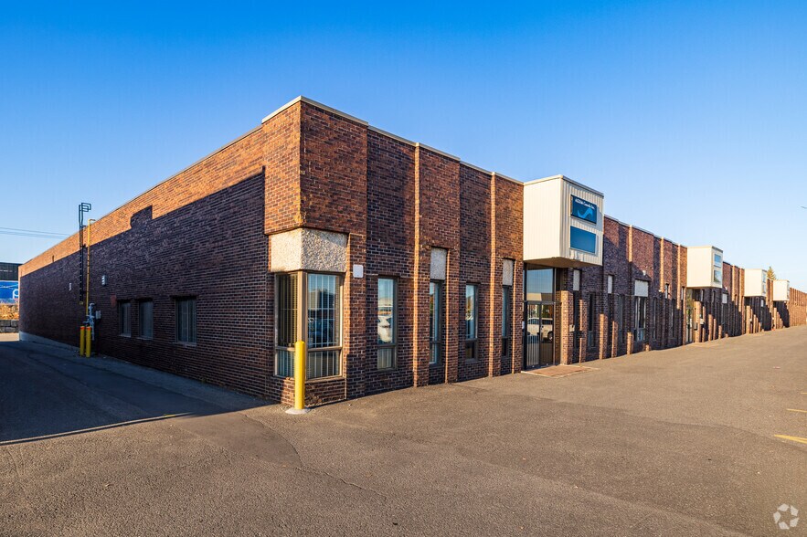 1248-1360 Rue Beaulac, Saint-Laurent, QC à louer - Photo de l’immeuble – Image 2 sur 6