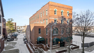Plus de détails pour 112 W Hill St, Champaign, IL - Logement à vendre