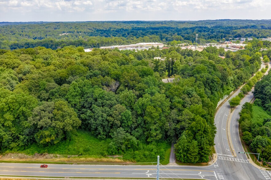 700 Chastain Cor, Marietta, GA à vendre - Photo de l’immeuble – Image 3 sur 9