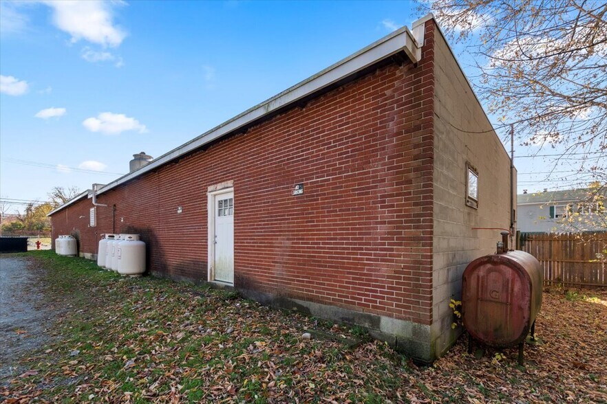 256 Benmont Ave, Bennington, VT à vendre - Photo de l’immeuble – Image 3 sur 46