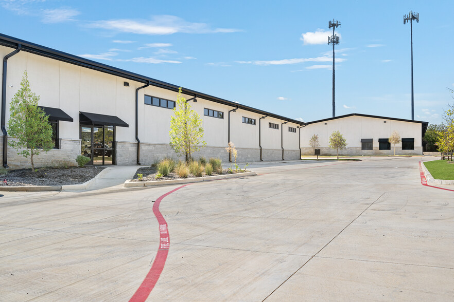 2808 Chambers st, Venus, TX à louer - Photo de l’immeuble – Image 3 sur 19