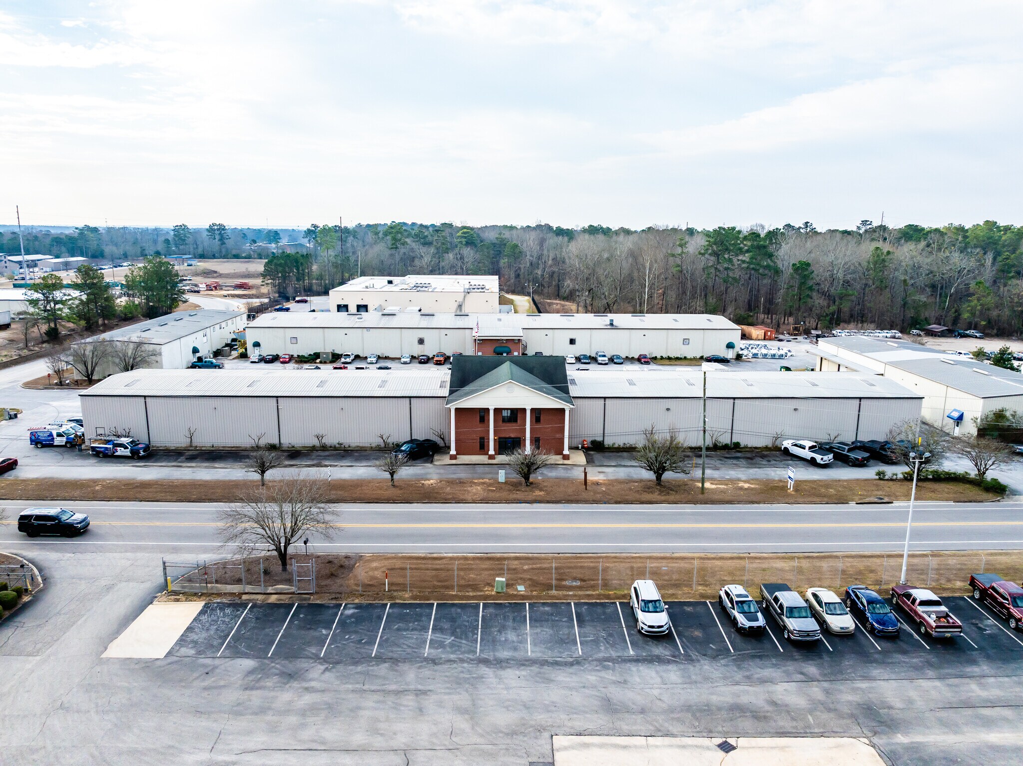 302 Alabama St, Auburn, AL à louer Photo principale– Image 1 sur 48