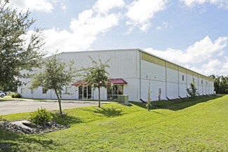 Plus de détails pour 7899 Drew Cir, Fort Myers, FL - Industriel/Logistique à louer