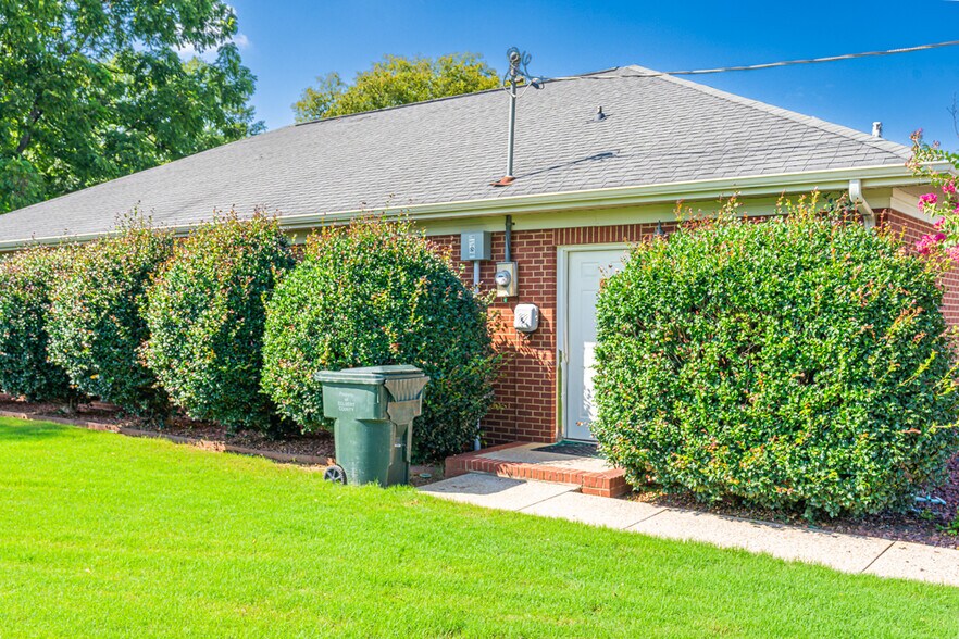 970 Highway 20, Tuscumbia, AL à louer - Photo de l’immeuble – Image 3 sur 27