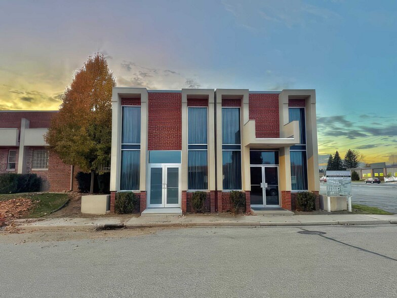 1411 6th Ave, Grafton, WI à vendre - Photo de l’immeuble – Image 2 sur 2