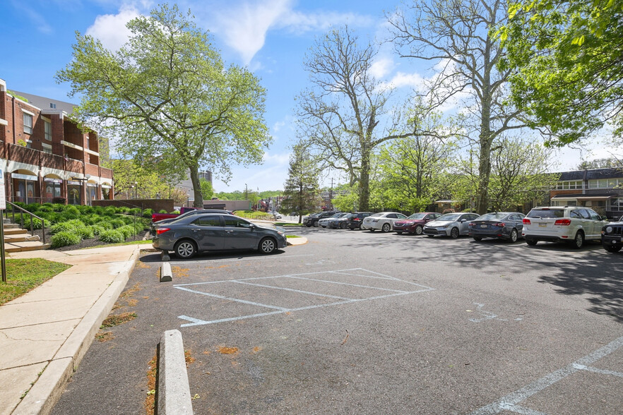 3901 Conshohocken Ave, Philadelphia, PA à louer - Photo de l’immeuble – Image 3 sur 9
