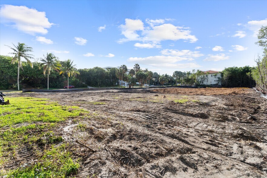 3822 Ocean Blvd, Highland Beach, FL à vendre - Photo principale – Image 2 sur 12