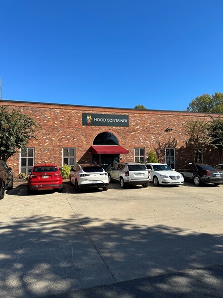 11135 Monroe Rd, Matthews, NC à louer - Photo de l’immeuble – Image 2 sur 7