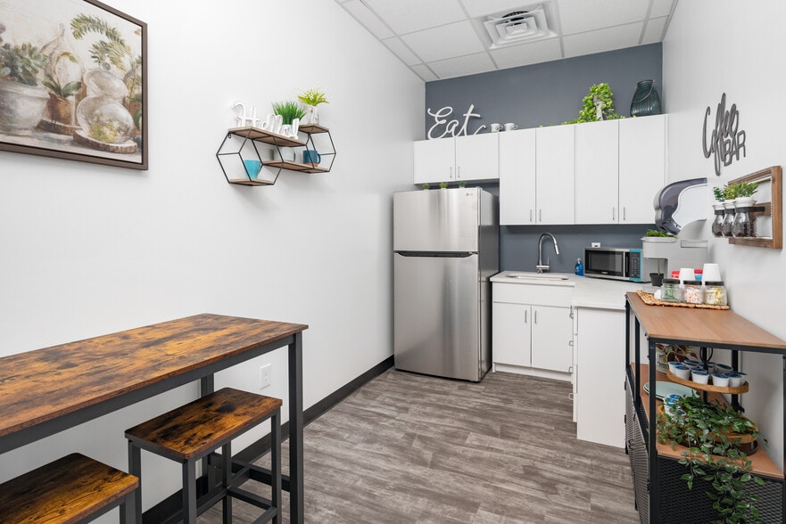 4116 TX- 121 Hebron Pkway- 4116 TX- 121, Carrollton, TX à louer - Photo intérieure – Image 3 sur 15