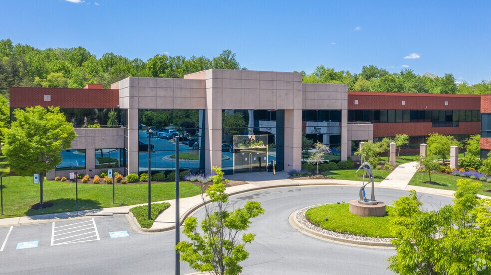 7230 Lee Deforest Dr, Columbia, MD à louer - Photo de l’immeuble – Image 1 sur 43