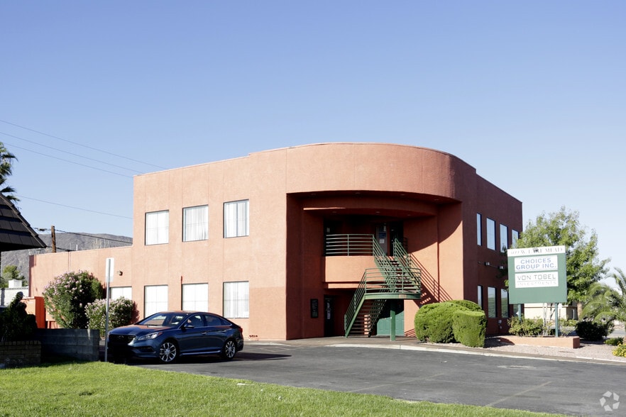 309 W Lake Mead Pky, Henderson, NV à louer - Photo principale – Image 1 sur 13