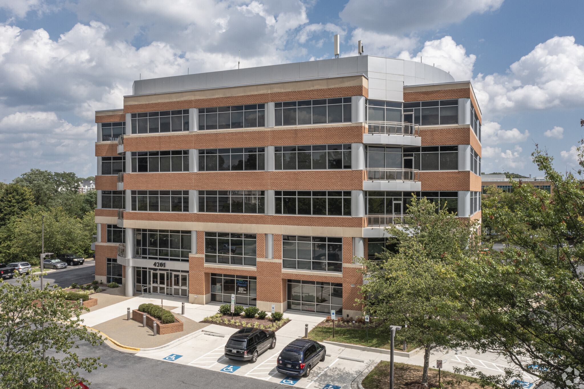 4201 Mitchellville Rd, Bowie, MD à louer Photo principale– Image 1 sur 9