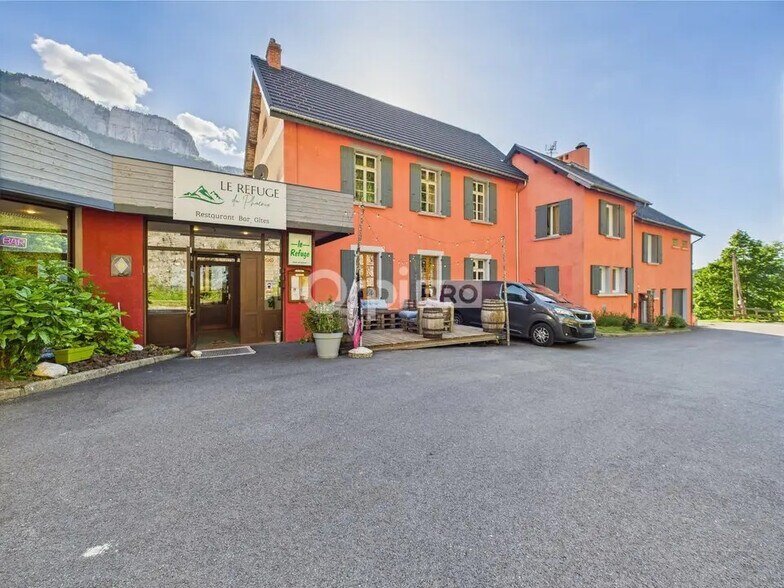 Local commercial dans Échevis à vendre - Photo de l’immeuble – Image 1 sur 12