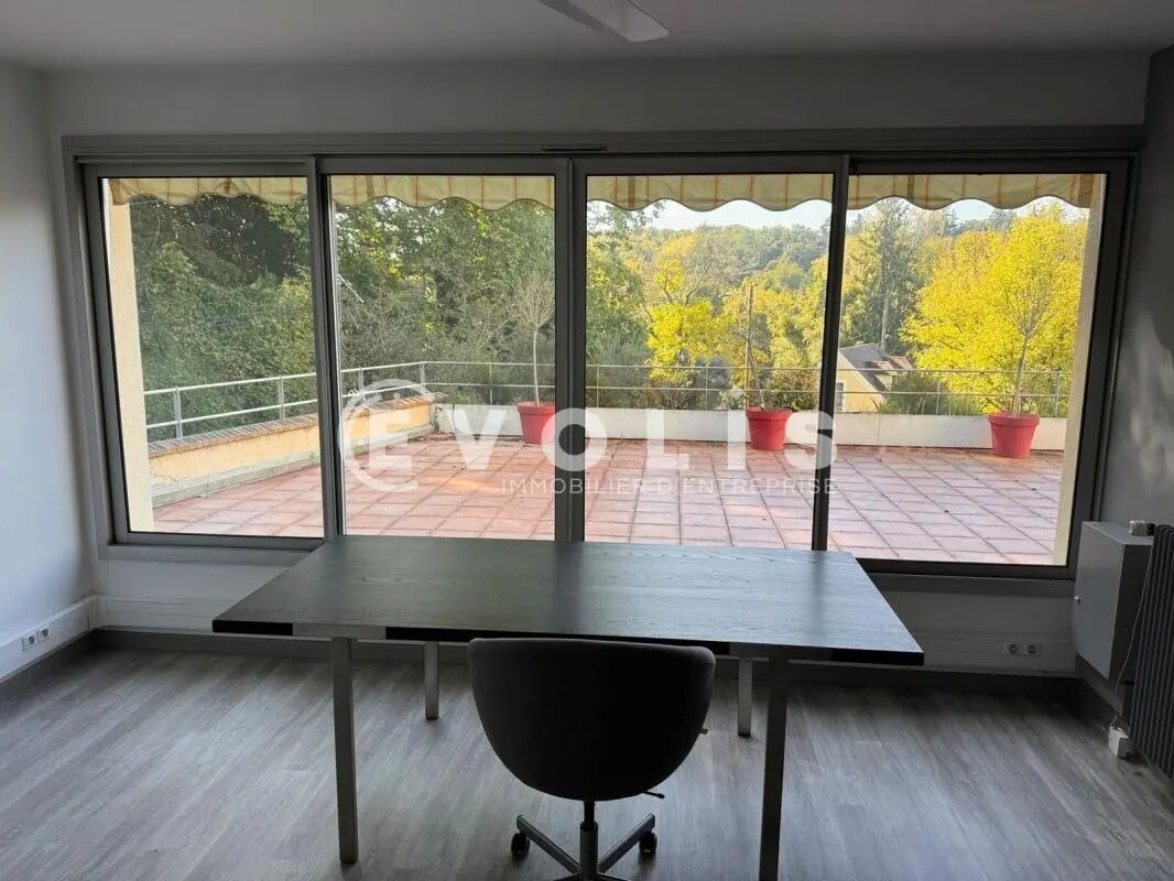 Bureau dans Jouy-en-Josas à vendre Photo intérieure– Image 1 sur 12