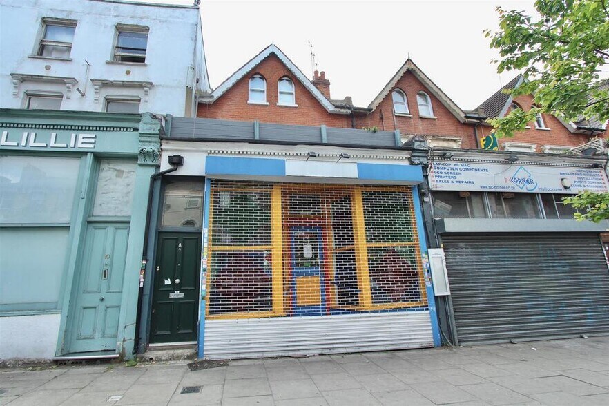 8 Cazenove Rd, Londres à louer - Photo de l’immeuble – Image 2 sur 4