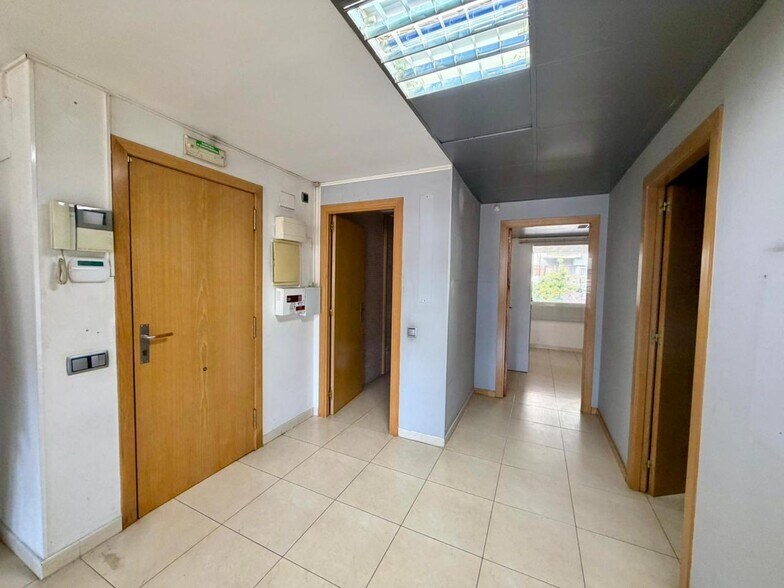 Immeuble residentiel dans Montcada i Reixac, Barcelona à vendre - Photo intérieure – Image 2 sur 2