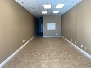 1025 S Main St, Red Bluff, CA à louer Photo de l’immeuble– Image 1 sur 1