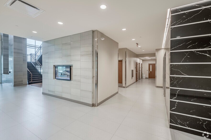 1120 Raintree Cir, Allen, TX à louer - Photo de l’immeuble – Image 2 sur 20
