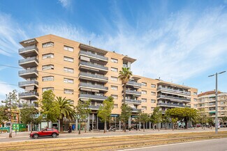 Plus de détails pour Local commercial à louer