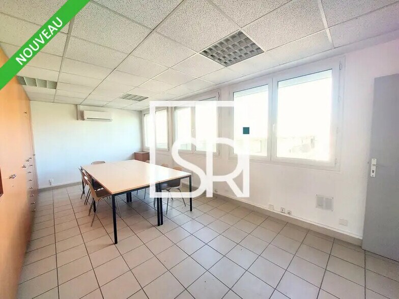 Bureau dans Cournon-d'Auvergne à louer - Photo intérieure – Image 3 sur 21