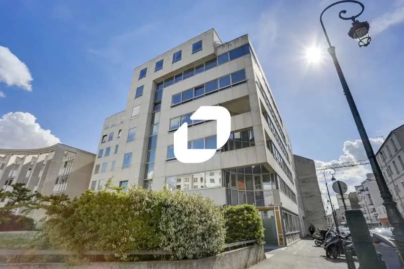 Bureau dans Puteaux à louer - Photo de l’immeuble – Image 1 sur 17