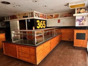 Local commercial dans Barcelone, Barcelona à louer Photo intérieure– Image 2 sur 9