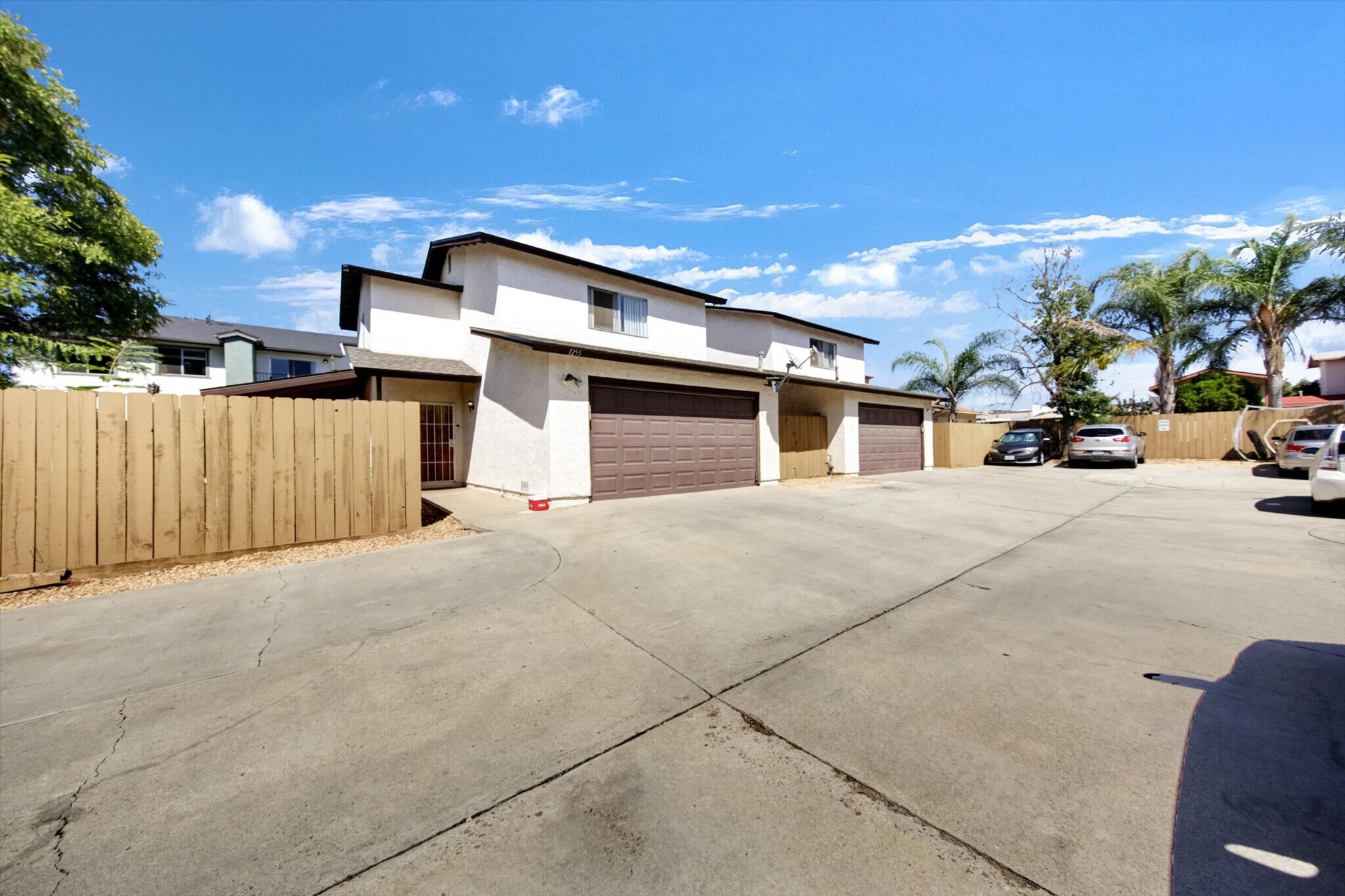 1255-1269 Jeannine Ln, El Cajon, CA à vendre Photo de l’immeuble– Image 1 sur 38