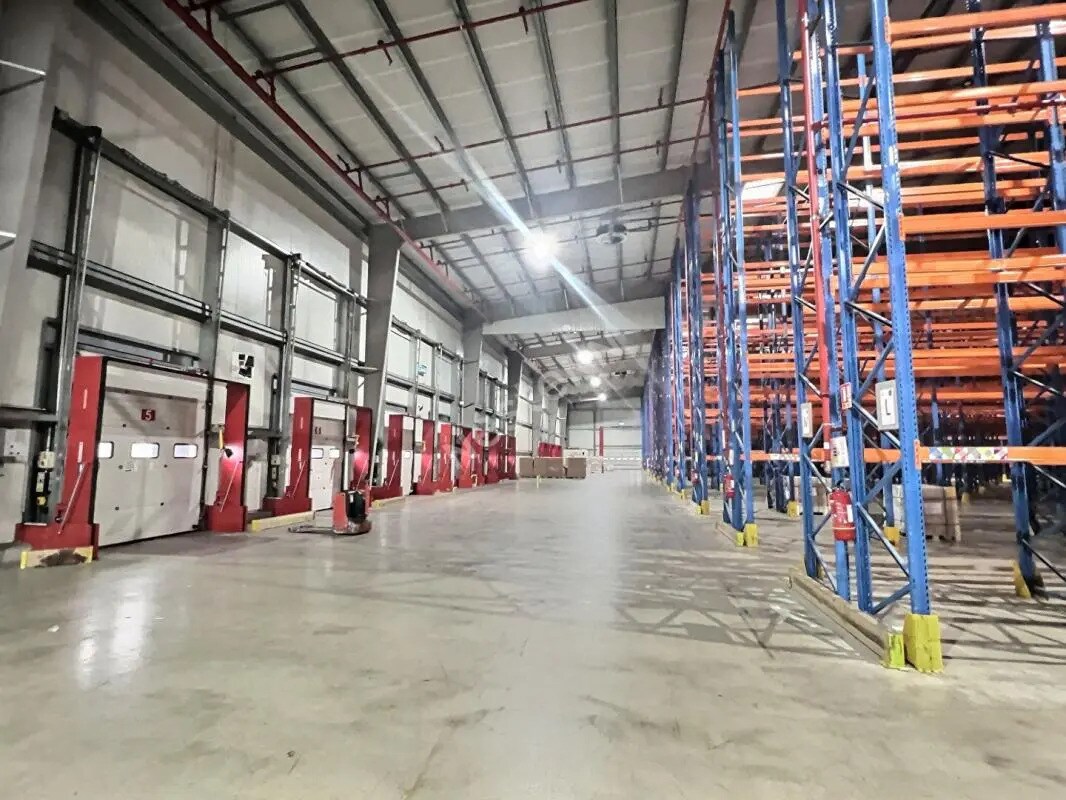 Industriel/Logistique dans Blies-Guersviller à louer Photo intérieure– Image 1 sur 8