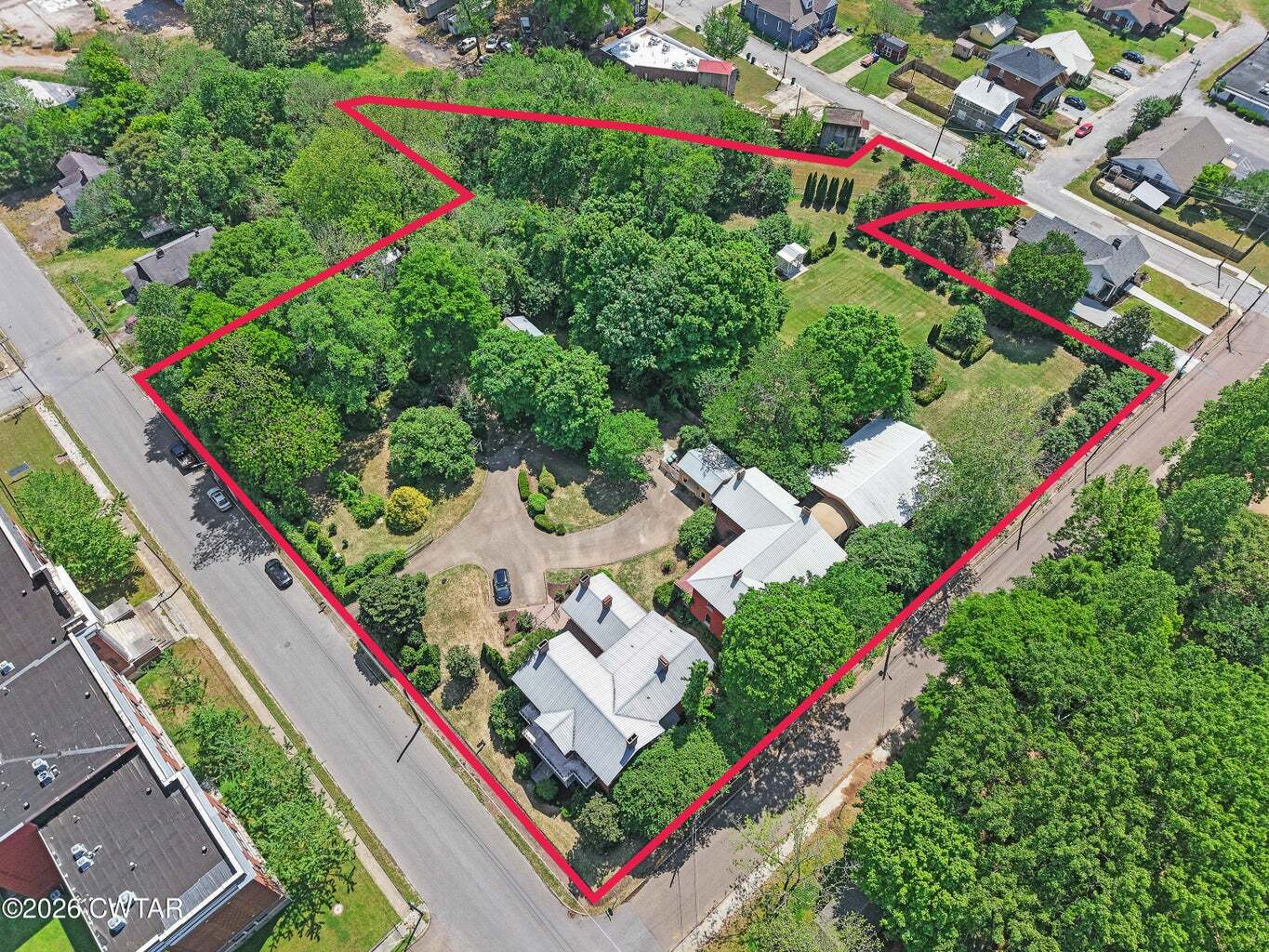 428 N Cumberland St, Jackson, TN à vendre Photo principale– Image 1 sur 58