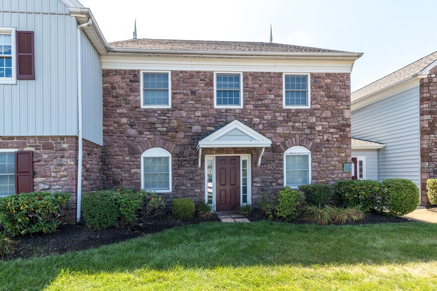 2370 York Rd, Jamison, PA à louer - Photo de l’immeuble – Image 3 sur 6