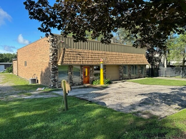 304 Jandus Rd, Cary, IL à vendre - Photo de l’immeuble – Image 1 sur 46