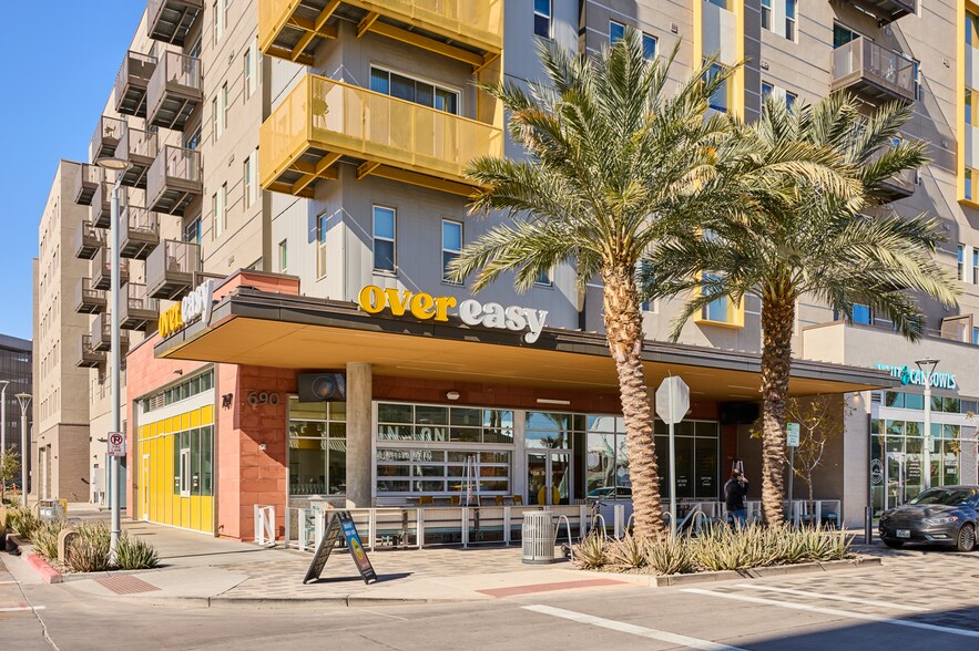 777 S Novus Pl, Tempe, AZ à louer - Photo de l’immeuble – Image 3 sur 6