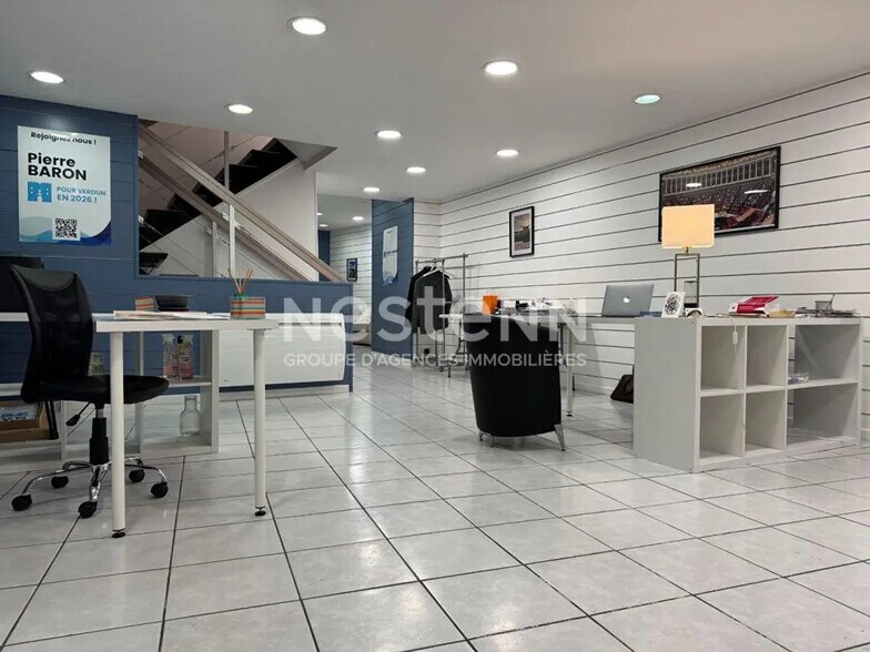 Local d'activités dans Verdun à vendre - Photo intérieure – Image 2 sur 7