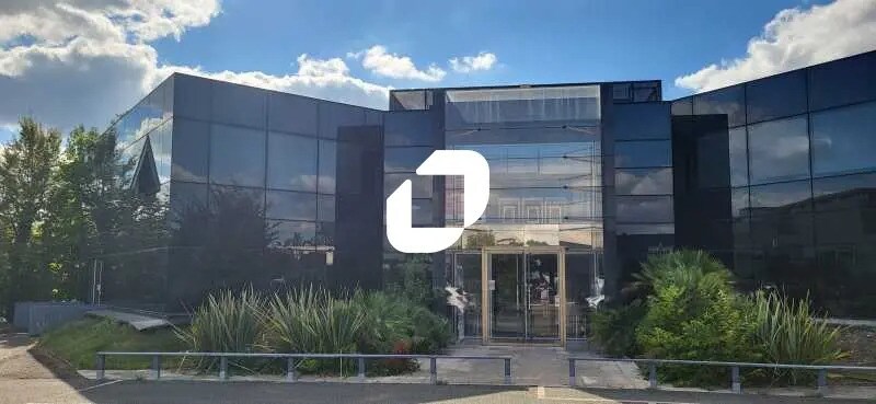 Bureau dans Mérignac à louer - Photo de l’immeuble – Image 1 sur 6